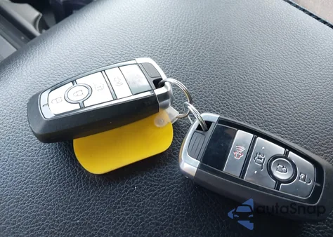 2021 Ford Expedition Xl из США, поврежденный, VIN 1FMJU1GT7MEA71571